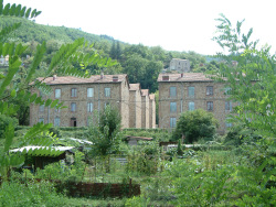 Vue Village Mines